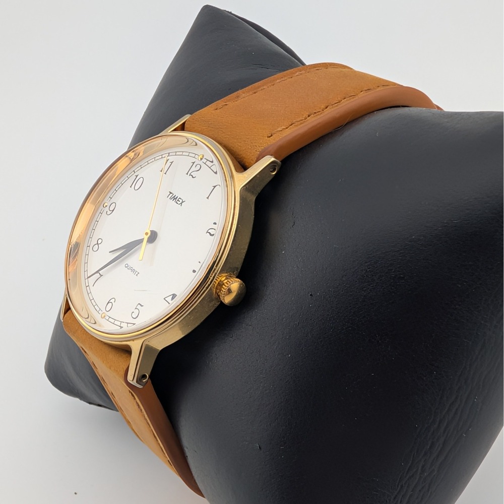 Timex Classic Minimalist White Dial Gold Tone Quartz Tan Leather Strap Watch - Picture 5 of 10